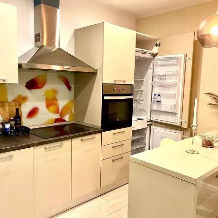 Apartment Persepolis Herastrau Park *