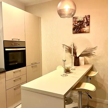 Persepolis Herastrau Park Apartment Bucharest